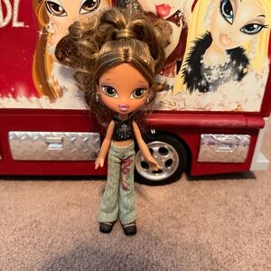 VINTAGE Y2K Collectable Bratz Kidz Yasmin First Edition Fashion Doll AS IS